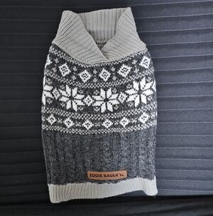 Eddie Bauer Gray and White Knit Sweater